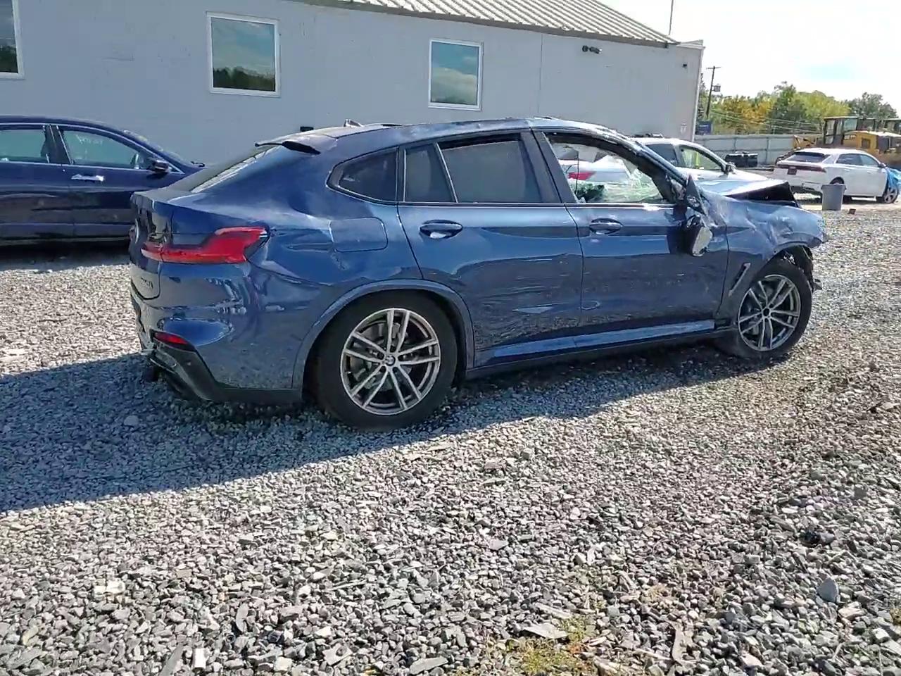 Фото: 5UXUJ5C5XKLA93597