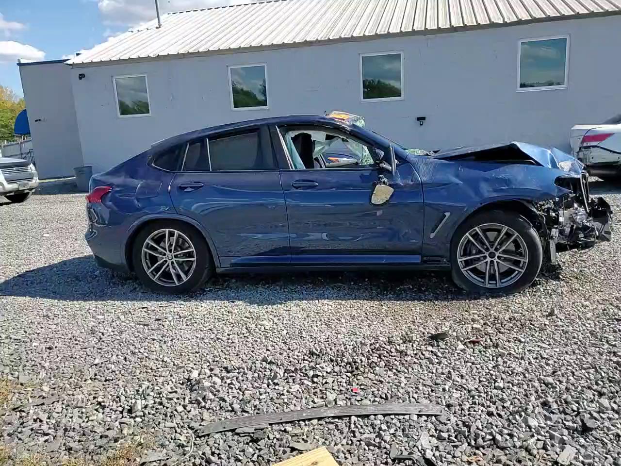 Фото: 5UXUJ5C5XKLA93597