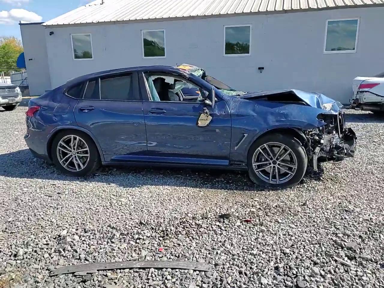 Фото: 5UXUJ5C5XKLA93597