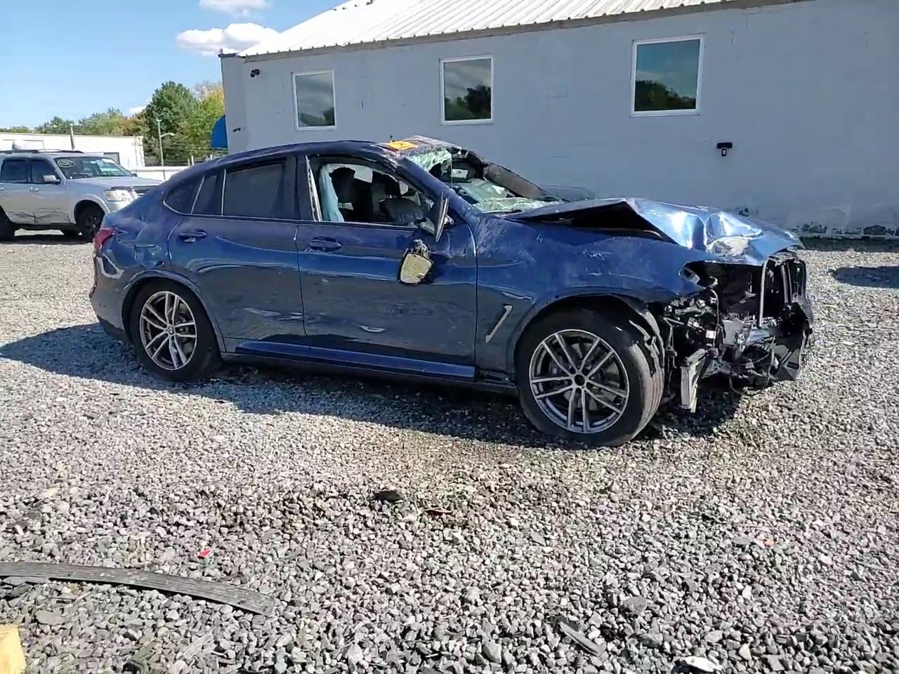 Фото: 5UXUJ5C5XKLA93597