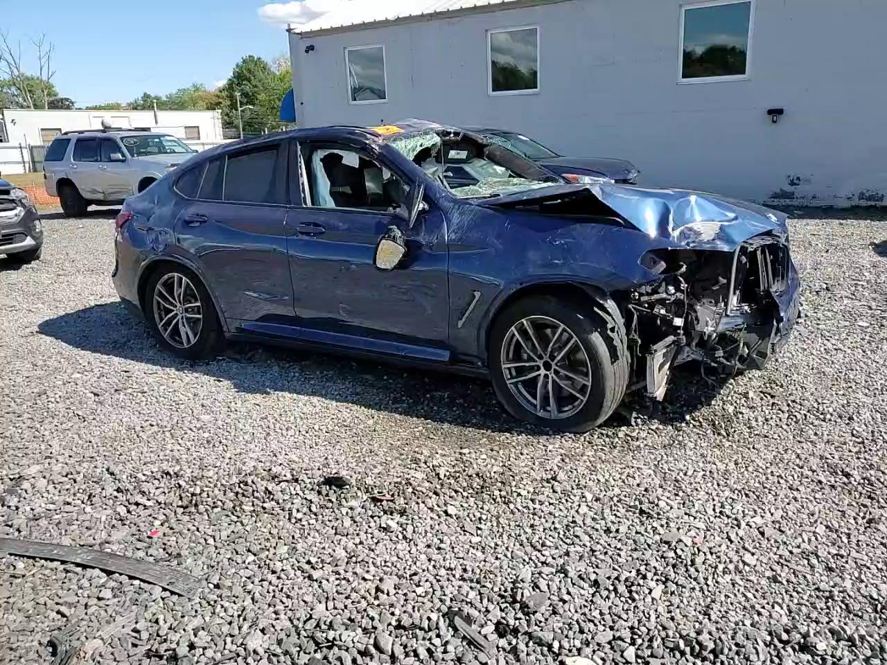 Фото: 5UXUJ5C5XKLA93597