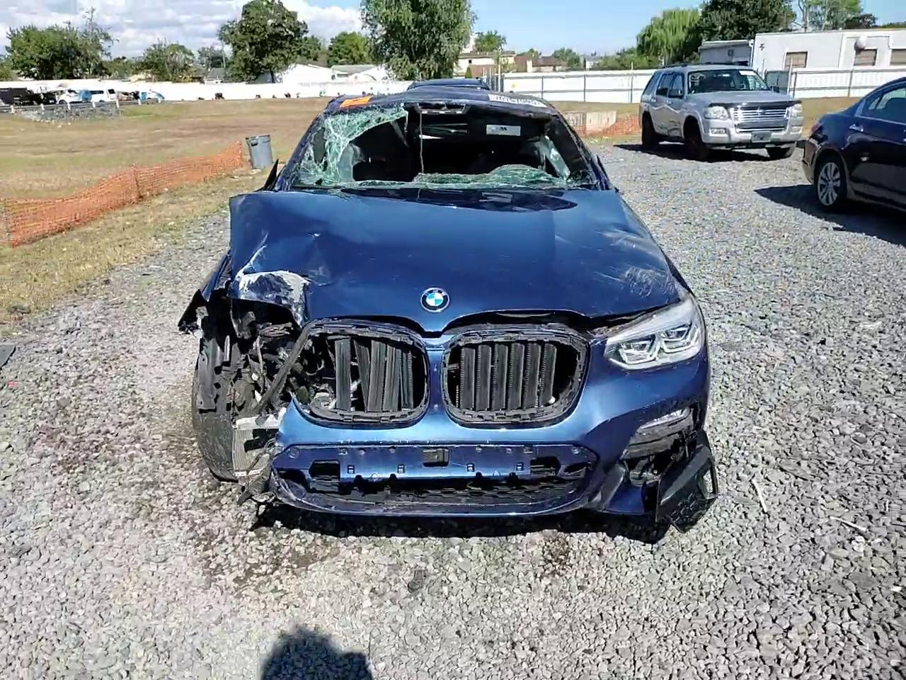 Фото: 5UXUJ5C5XKLA93597