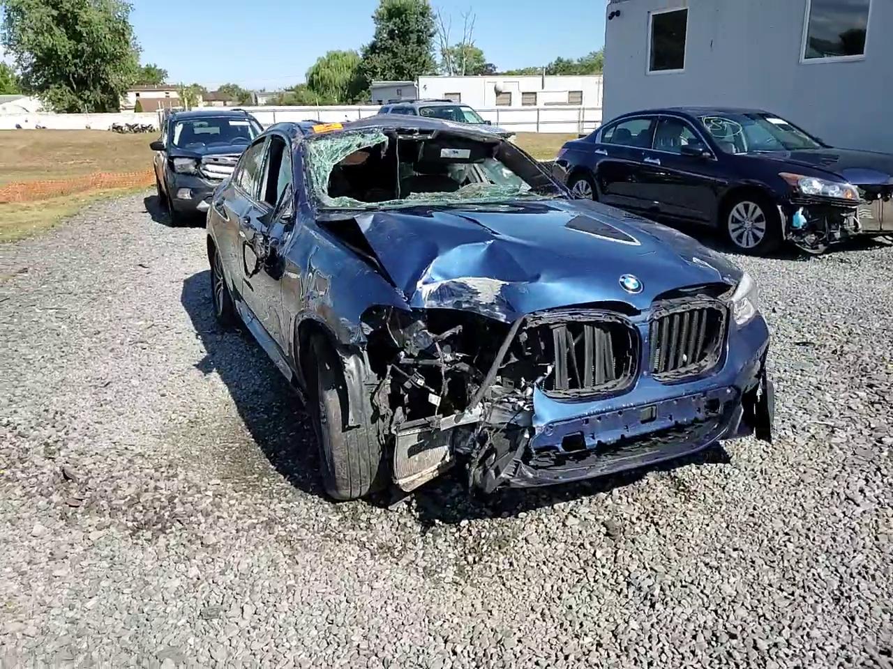 Фото: 5UXUJ5C5XKLA93597