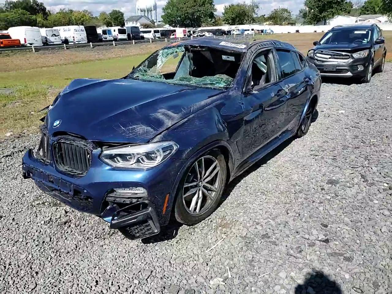 Фото: 5UXUJ5C5XKLA93597