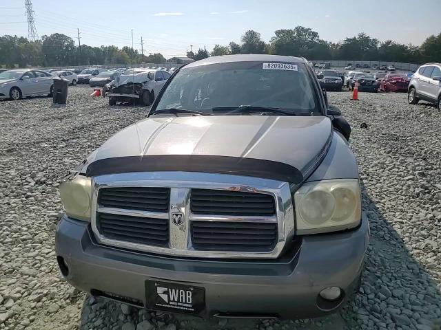 2005 Dodge Dakota Quad Slt VIN: 1D7HE48N35S142436 Lot: 82093635