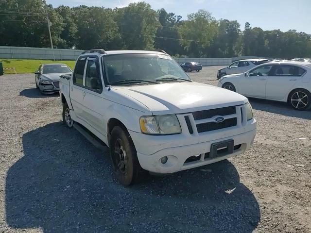 2004 Ford Explorer Sport Trac VIN: 1FMZU67K74UC13804 Lot: 71958395