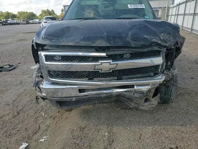 2011 Chevrolet Silverado C1500 Ls VIN: 1GCRCREA8BZ218027 Lot: 81935745