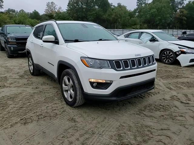 2018 Jeep Compass Latitude VIN: 3C4NJDBB8JT313665 Lot: 71706955