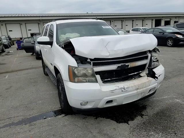 2011 Chevrolet Tahoe K1500 Lt VIN: 1GNSKBE05BR210655 Lot: 80070105
