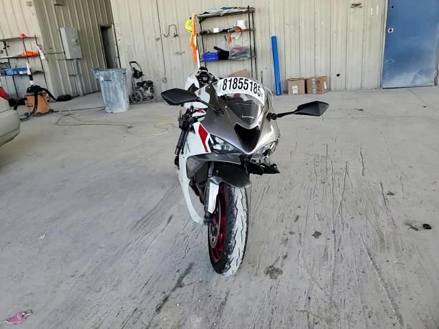 2025 Kawasaki Zx636 K VIN: JKBZXJJ15SA024121 Lot: 81855185