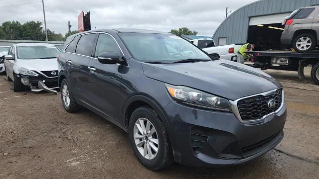 2019 Kia Sorento Lx VIN: 5XYPG4A52KG512061 Lot: 81431905