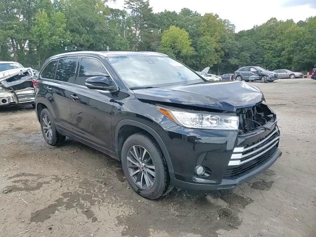 2017 Toyota Highlander Se VIN: 5TDKZRFH0HS209702 Lot: 80623875