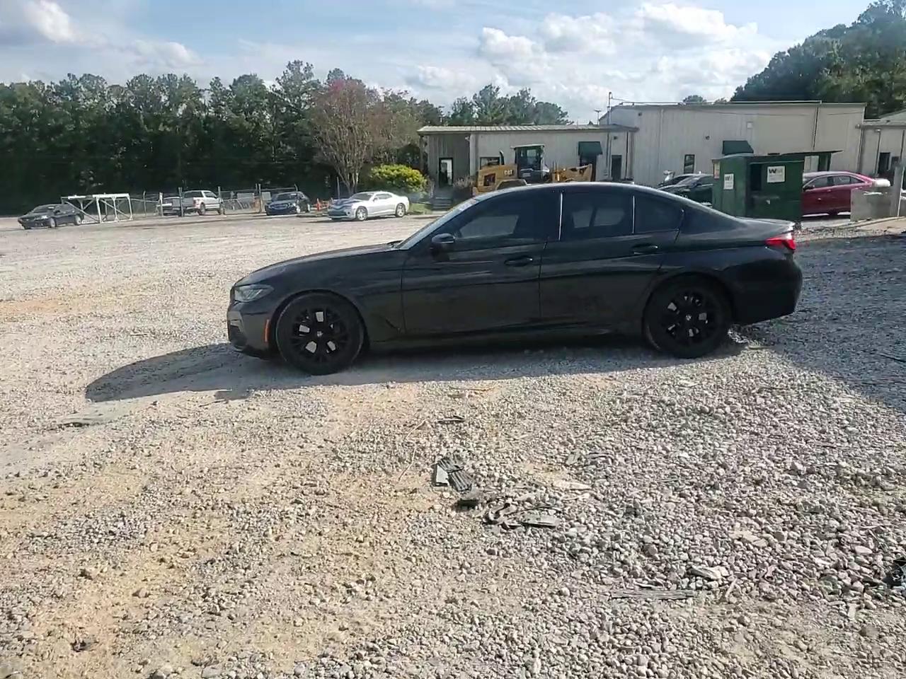 Фото: WBA53BH00NCJ43210