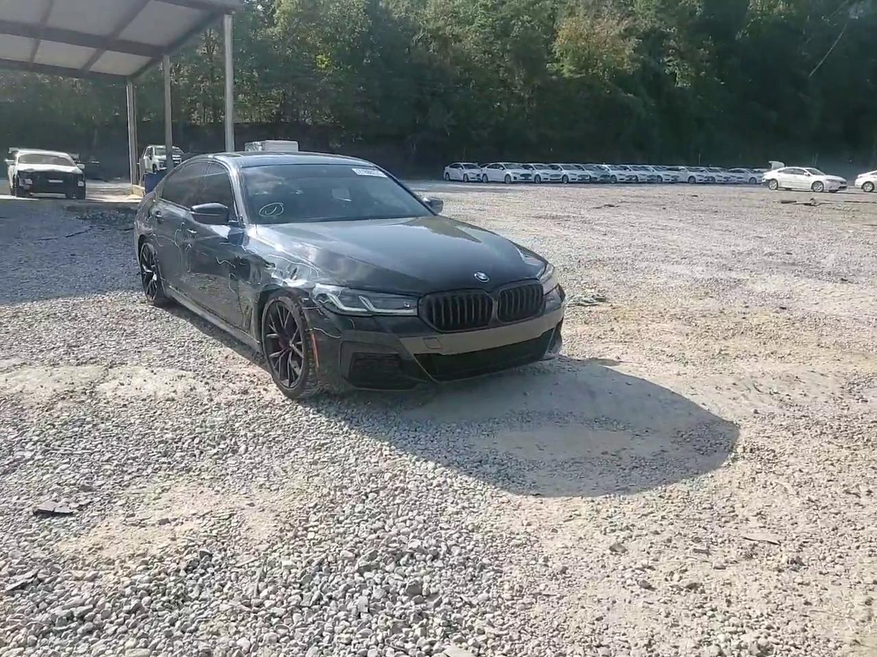 Фото: WBA53BH00NCJ43210