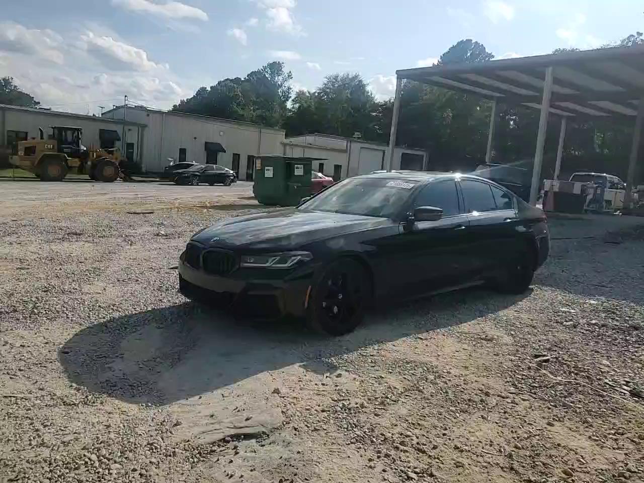 Фото: WBA53BH00NCJ43210