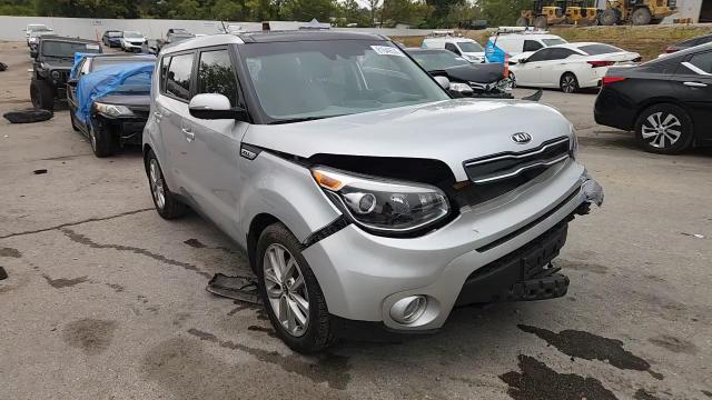 2017 Kia Soul + VIN: KNDJP3A51H7464106 Lot: 81649535