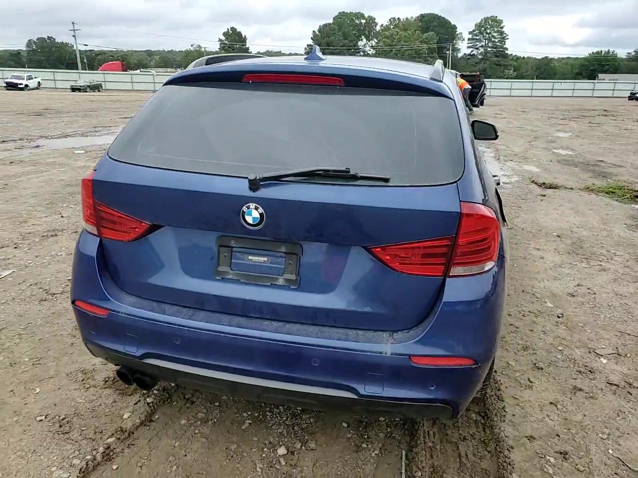 Фото: WBAVM5C56FVV94066