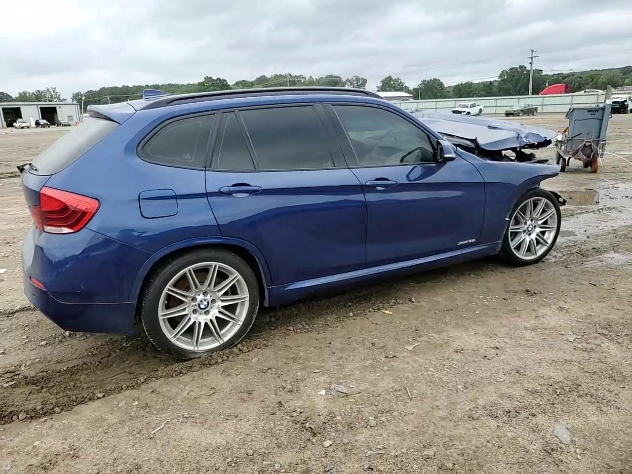 Фото: WBAVM5C56FVV94066