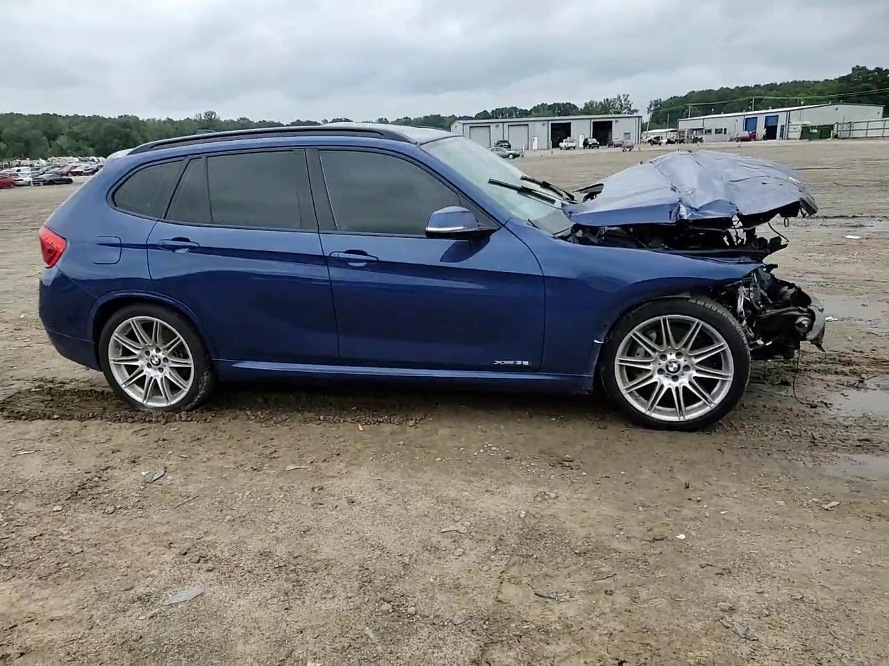 Фото: WBAVM5C56FVV94066