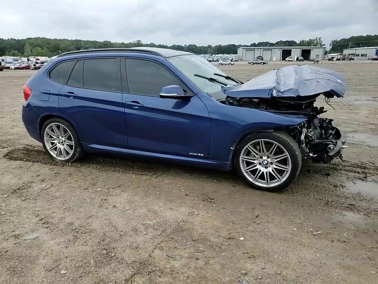 Фото: WBAVM5C56FVV94066