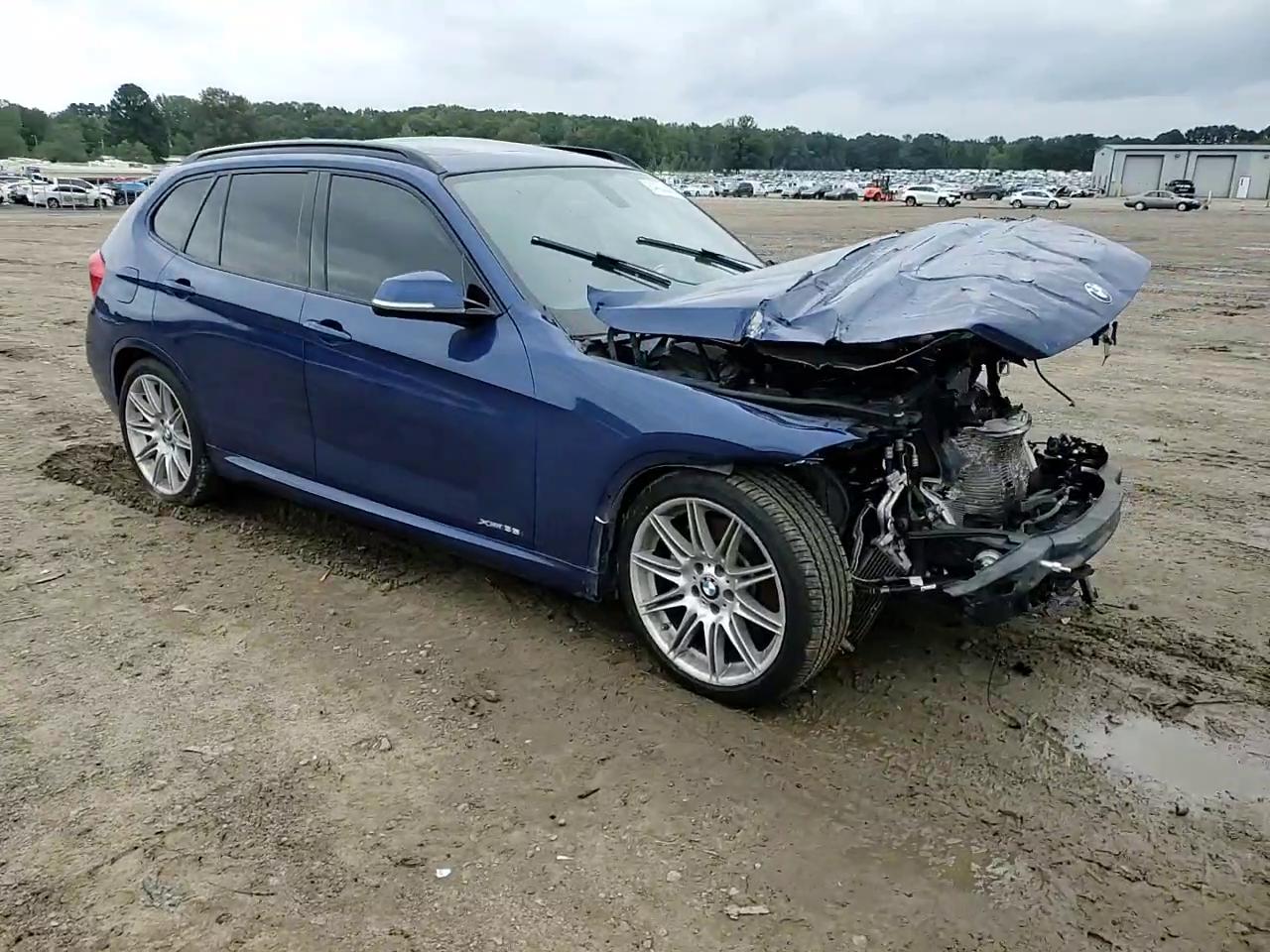 Фото: WBAVM5C56FVV94066