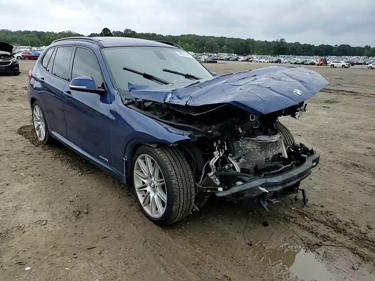 Фото: WBAVM5C56FVV94066