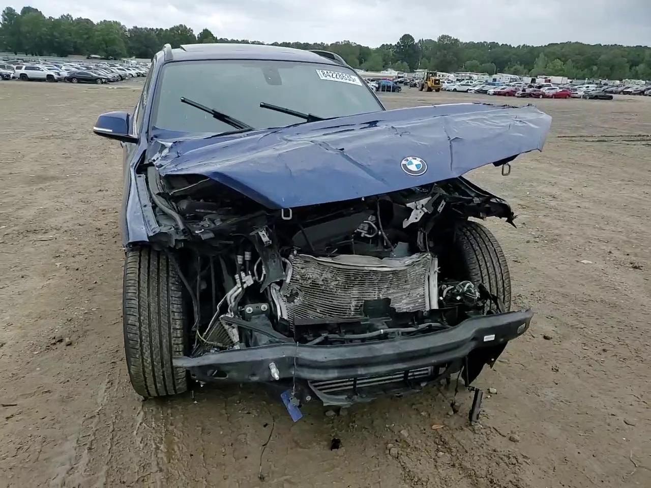 Фото: WBAVM5C56FVV94066