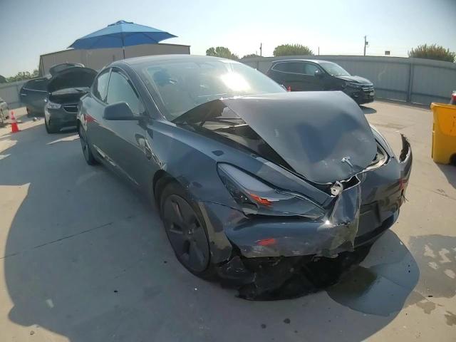 2022 Tesla Model 3 VIN: 5YJ3E1EB3NF323840 Lot: 80919385
