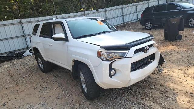 2017 Toyota 4Runner Sr5/Sr5 Premium VIN: JTEBU5JR5H5415672 Lot: 81221375