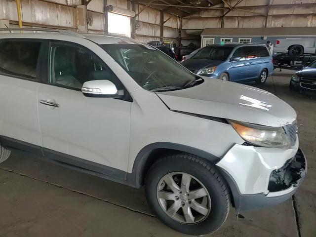 2012 Kia Sorento Base VIN: 5XYKT4A22CG234517 Lot: 71084295