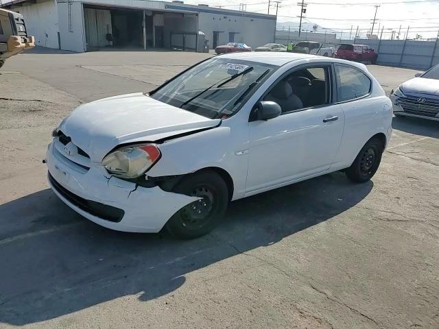 2008 Hyundai Accent Gs VIN: KMHCM36CX8U074563 Lot: 81429305