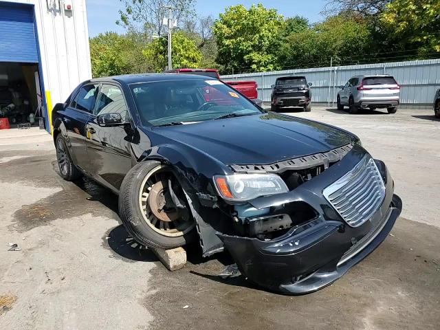 2013 Chrysler 300C Varvatos VIN: 2C3CCADGXDH727413 Lot: 81401915