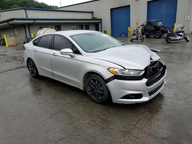2013 Ford Fusion Se VIN: 3FA6P0H71DR358257 Lot: 71416195