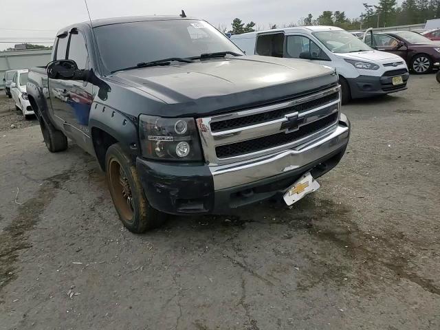 2008 Chevrolet Silverado K1500 VIN: 2GCEK19J281296687 Lot: 81790625
