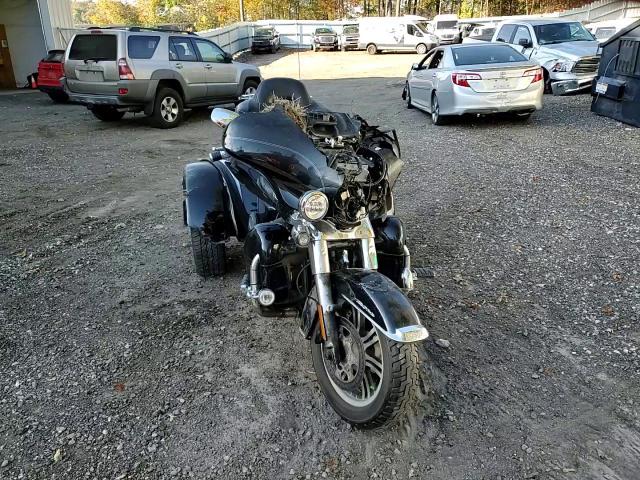 2020 Harley-Davidson Flhtcutg VIN: 1HD1MAF16LB857400 Lot: 81871485