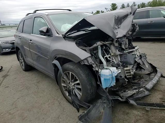 2018 Toyota Highlander Se VIN: 5TDJZRFH0JS842282 Lot: 81117395