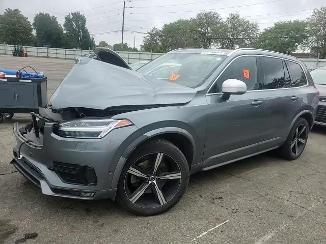 2018 Volvo Xc90 T5 VIN: YV4102XM8J1323472 Lot: 81754095
