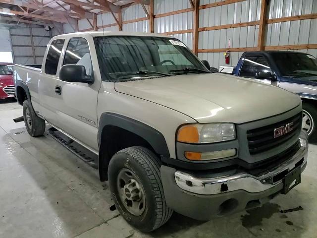 2006 GMC Sierra K2500 Heavy Duty VIN: 1GTHK29U96E109552 Lot: 81570775
