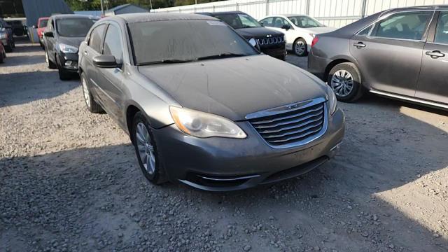2013 Chrysler 200 Touring VIN: 1C3CCBBG6DN715324 Lot: 80279125
