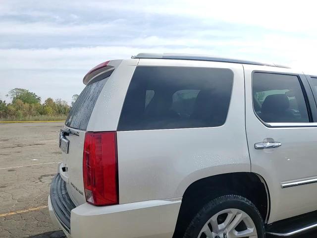 2013 Cadillac Escalade Luxury VIN: 1GYS4BEF5DR144807 Lot: 83794265