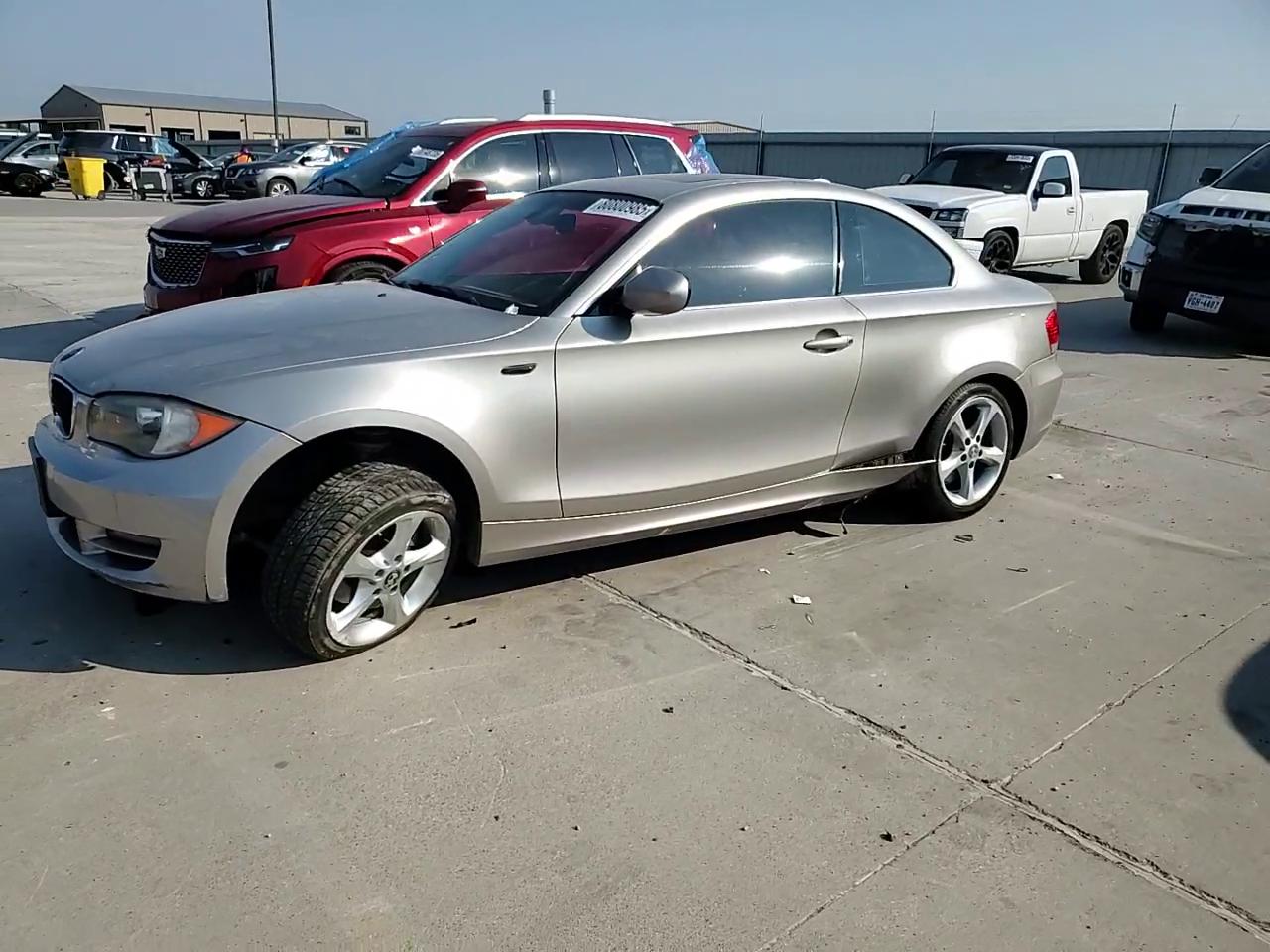 Фото: WBAUP7C58AVK76750