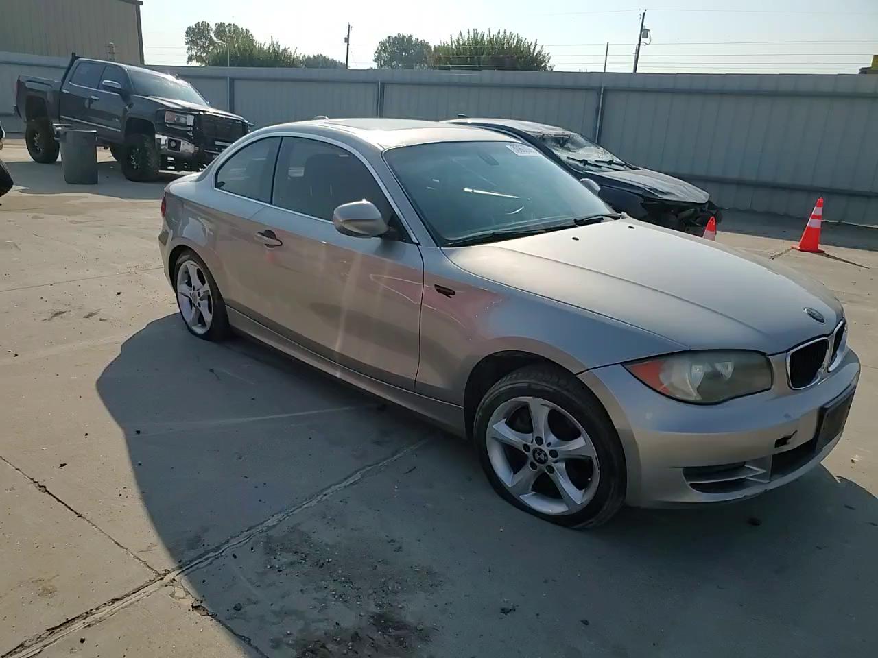 Фото: WBAUP7C58AVK76750