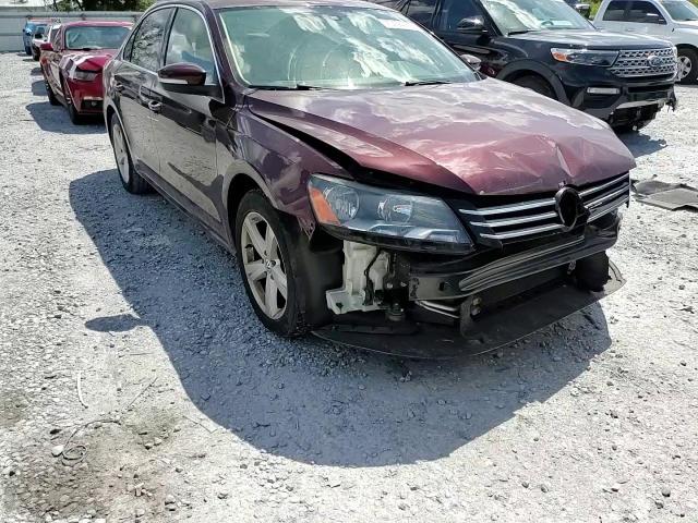 2013 Volkswagen Passat Se VIN: 1VWBP7A31DC130084 Lot: 70494205