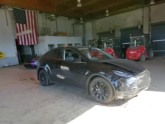 2021 Tesla Model Y VIN: 5YJYGDEE9MF157107 Lot: 84244675