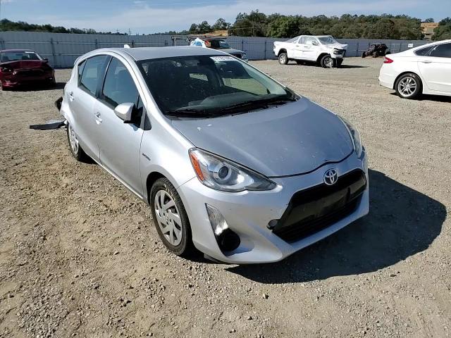 2015 Toyota Prius C VIN: JTDKDTB30F1577751 Lot: 71181395