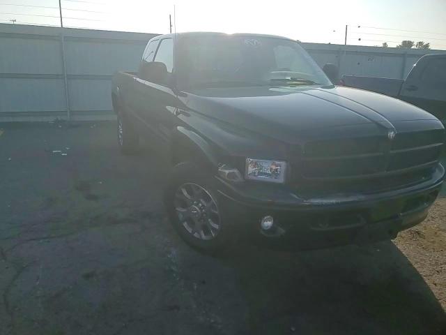 2000 Dodge Ram 2500 VIN: 1B7KF2363YJ135563 Lot: 81561185