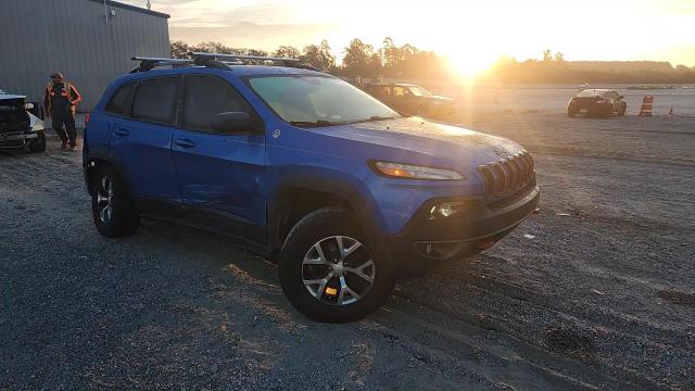 2018 Jeep Cherokee Trailhawk VIN: 1C4PJMBXXJD619941 Lot: 83754425