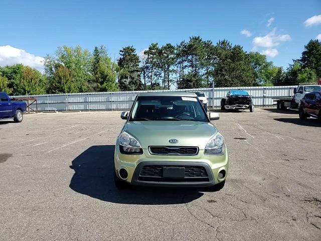 2012 Kia Soul + VIN: KNDJT2A6XC7400136 Lot: 81517555