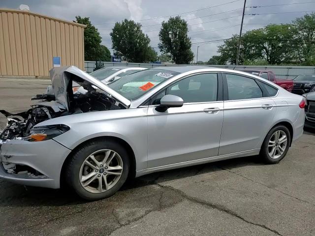 2018 Ford Fusion Se VIN: 3FA6P0HDXJR239415 Lot: 71608595