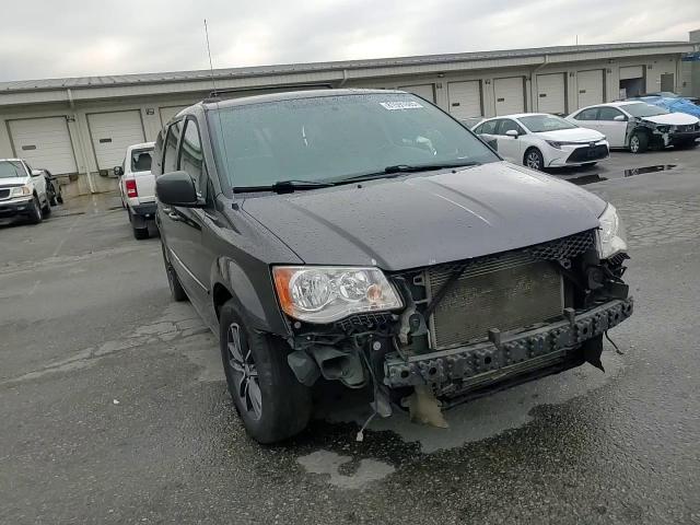 2017 Dodge Grand Caravan Sxt VIN: 2C4RDGCG2HR694088 Lot: 81591695